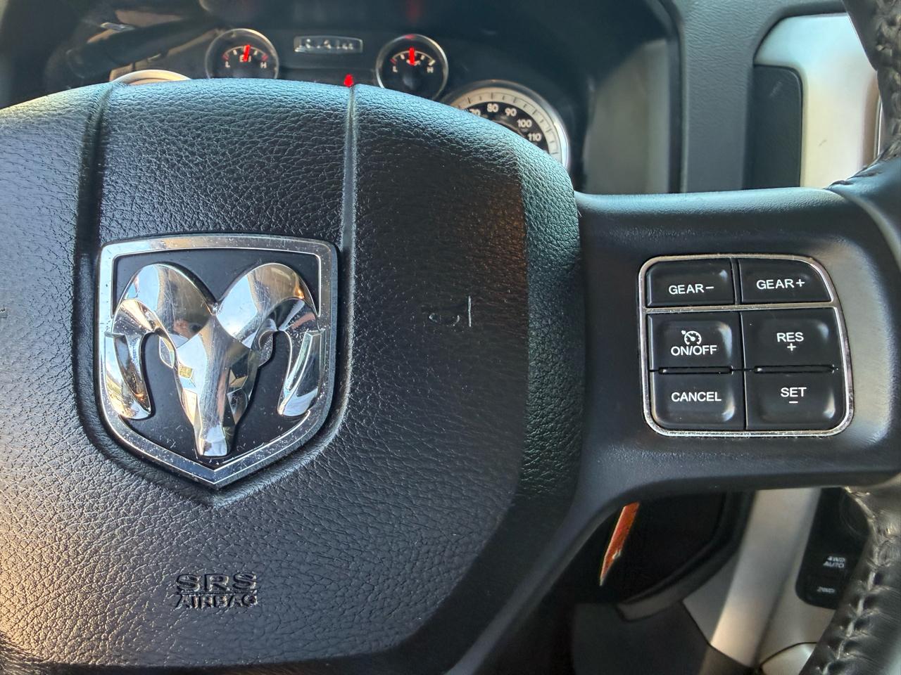 RAM 1500 SLT Crew Cab SWB 4WD 2018