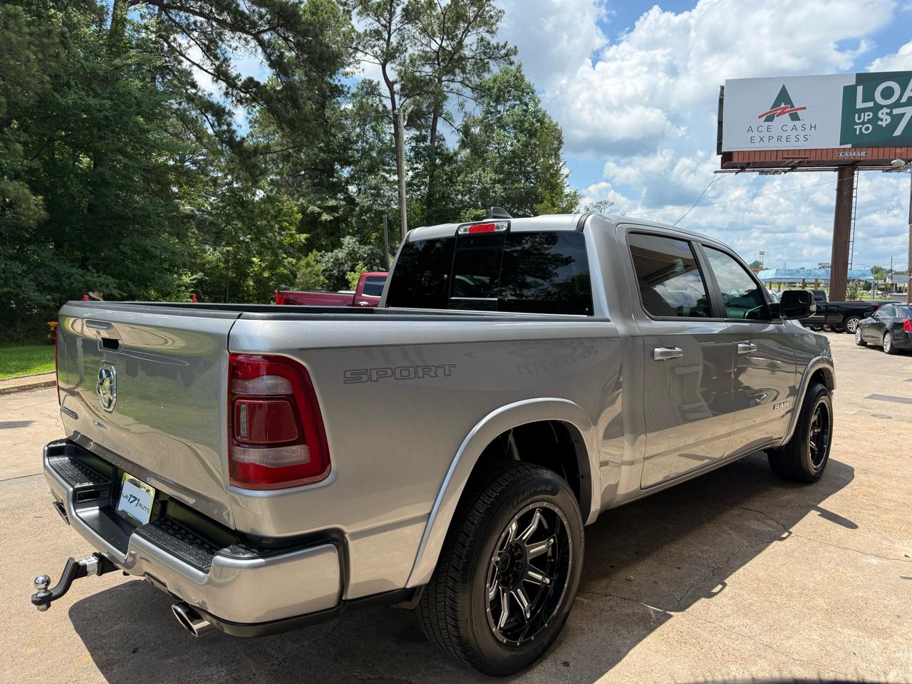 RAM 1500 Laramie Crew Cab SWB 2WD 2022