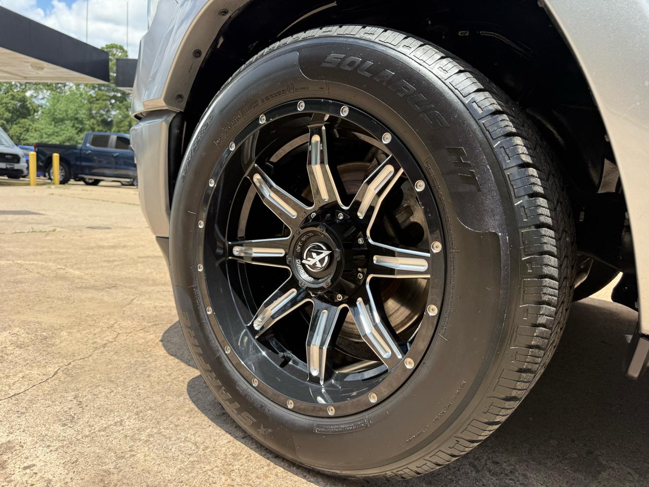 RAM 1500 Laramie Crew Cab SWB 2WD 2022