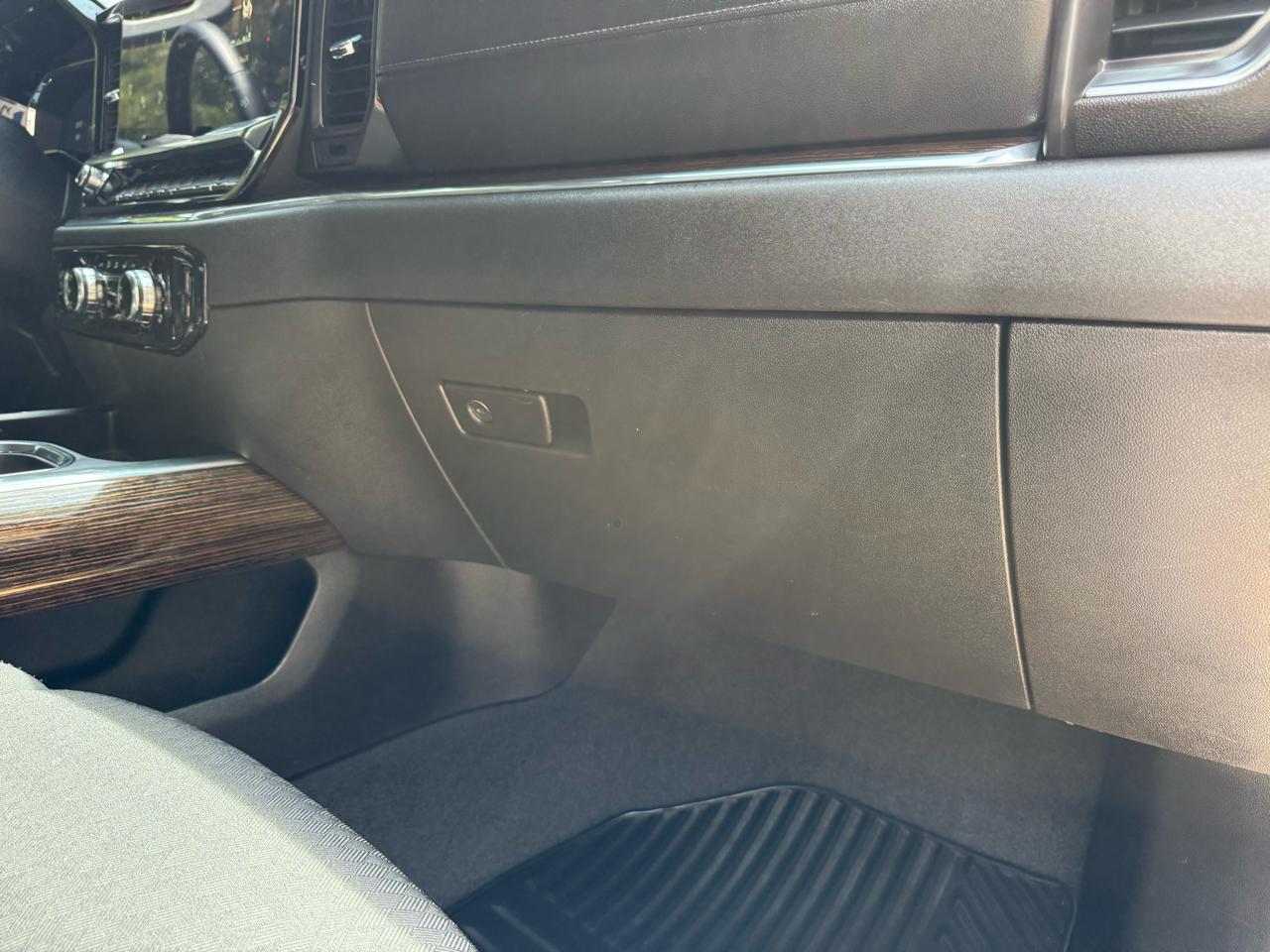 GMC Sierra 1500 Elevation Crew Cab 4WD 2023