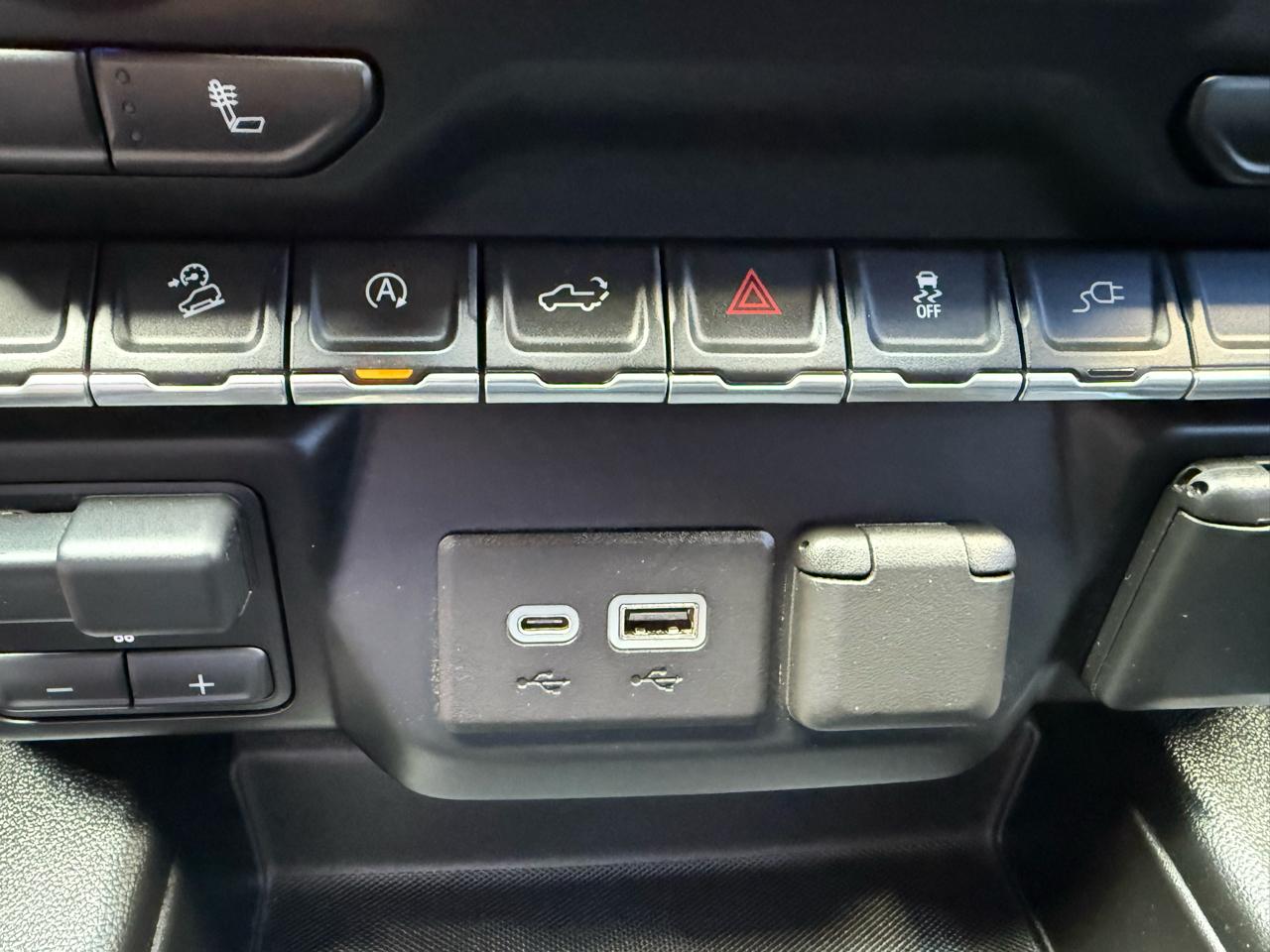 Chevrolet Silverado 1500 RST Crew Cab 4WD 2021