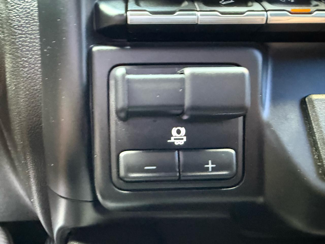 Chevrolet Silverado 1500 RST Crew Cab 4WD 2021