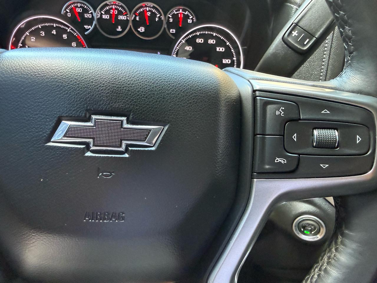 Chevrolet Silverado 1500 RST Crew Cab 4WD 2021