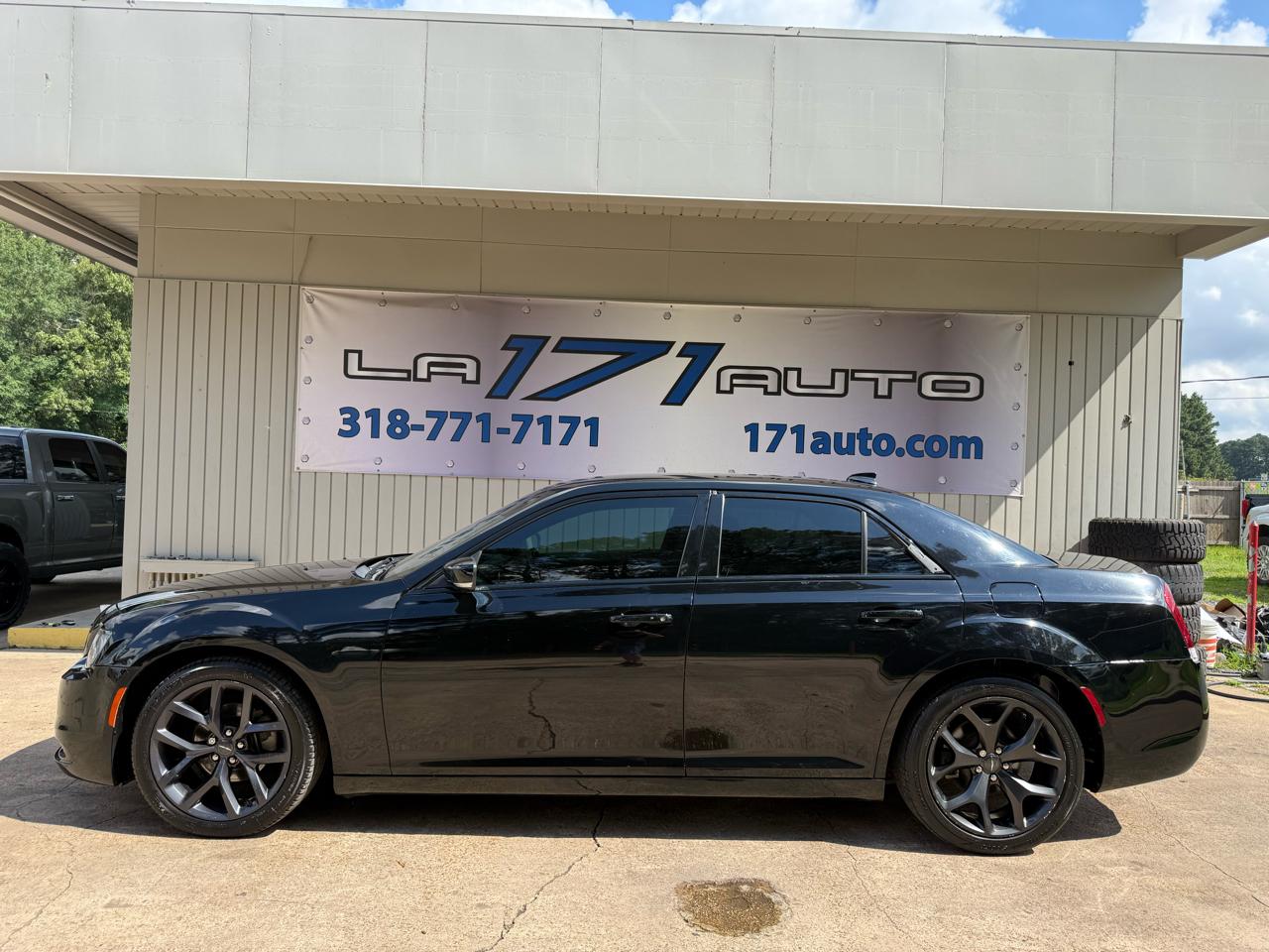 Chrysler 300 S V6 RWD 2021