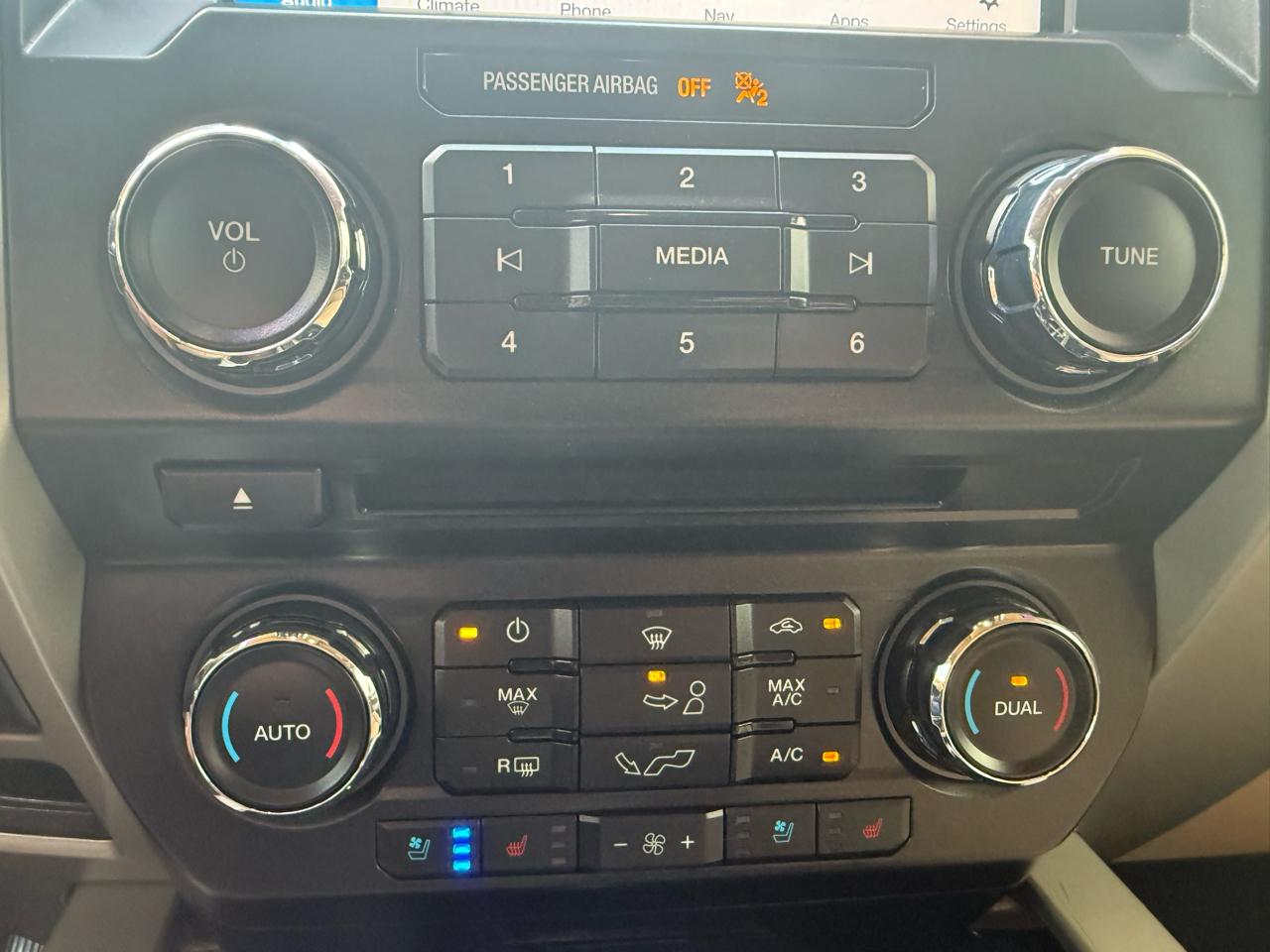 Ford F-150 Lariat SuperCrew 5.5-ft. Bed 4WD 2018