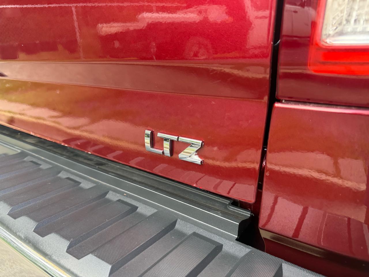 Chevrolet Silverado 1500 LTZ Crew Cab 4WD 2017