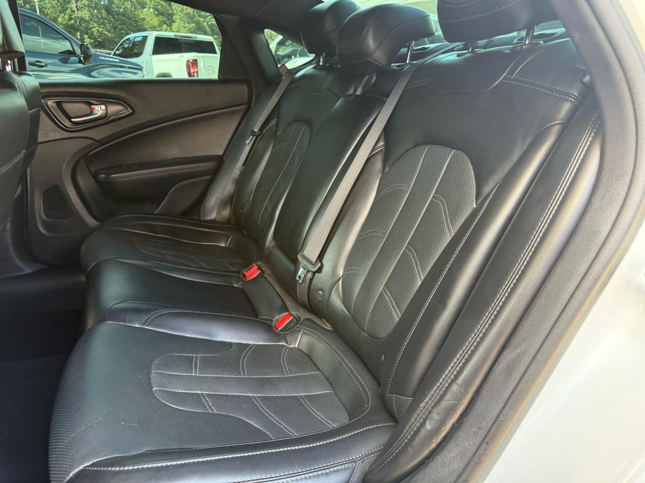 Chrysler 200 S 2015
