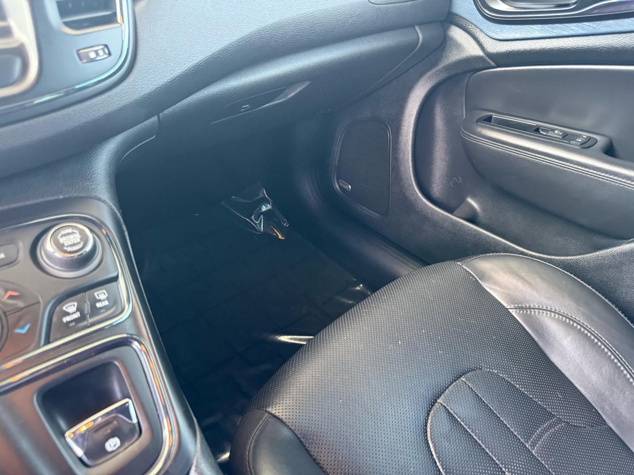 Chrysler 200 S 2015