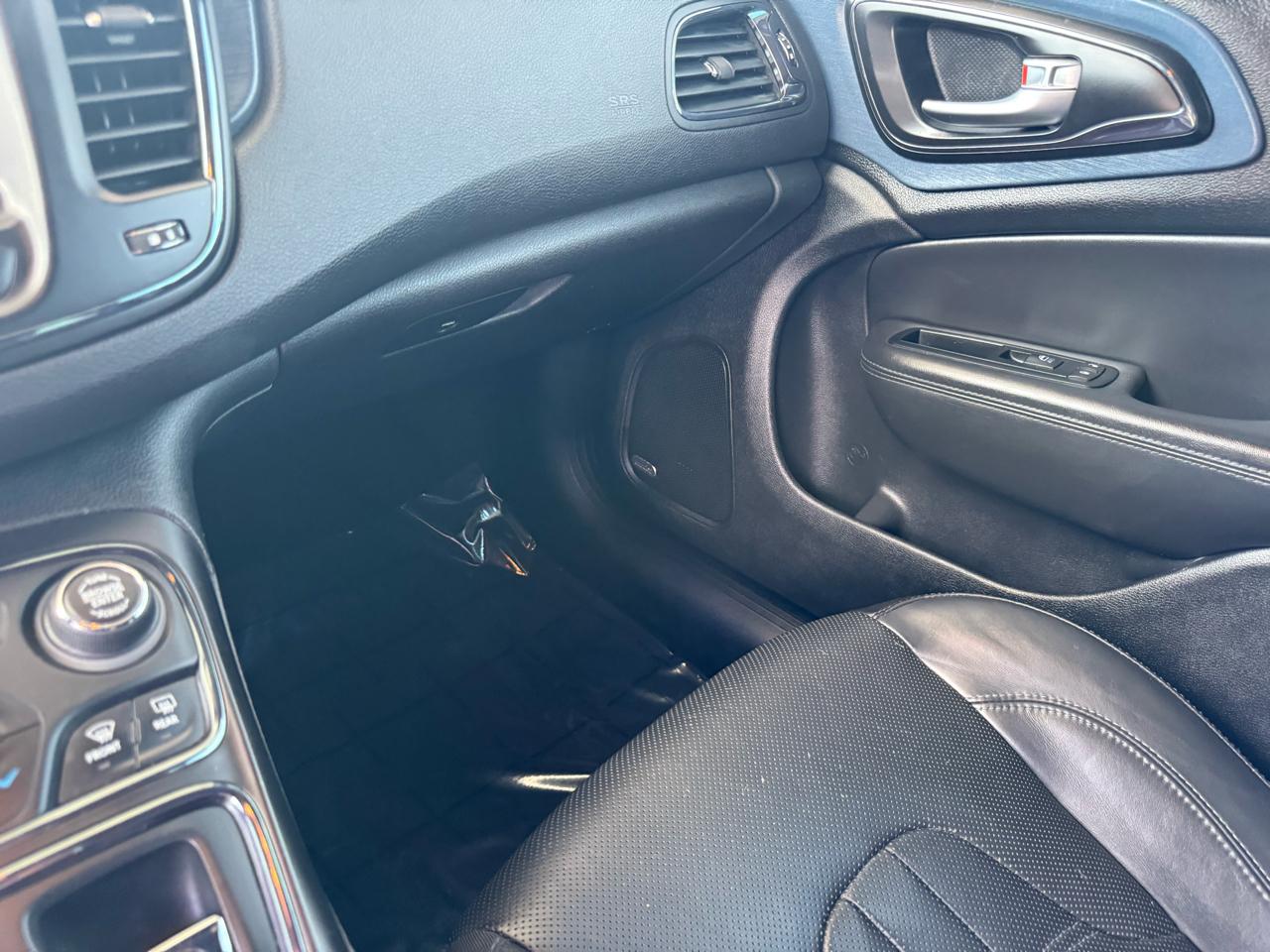 Chrysler 200 S 2015