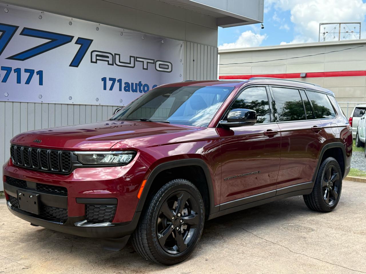 Jeep Grand Cherokee L Laredo 4WD 2023