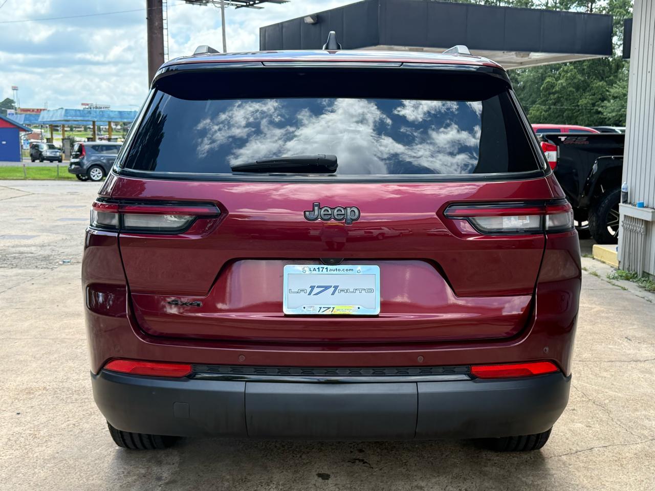 Jeep Grand Cherokee L Laredo 4WD 2023