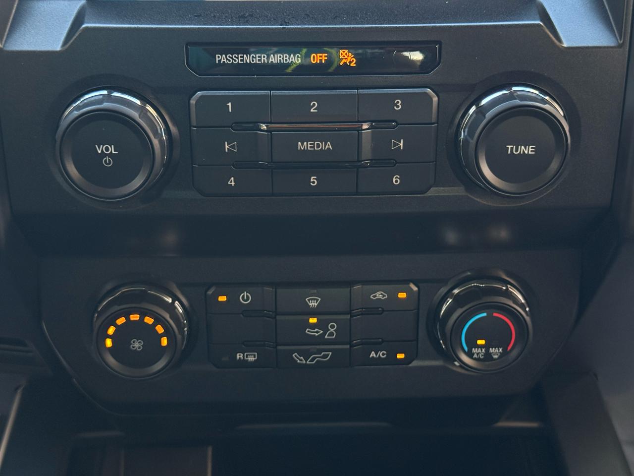 Ford F-150 XL SuperCab 8-ft. 2WD 2019