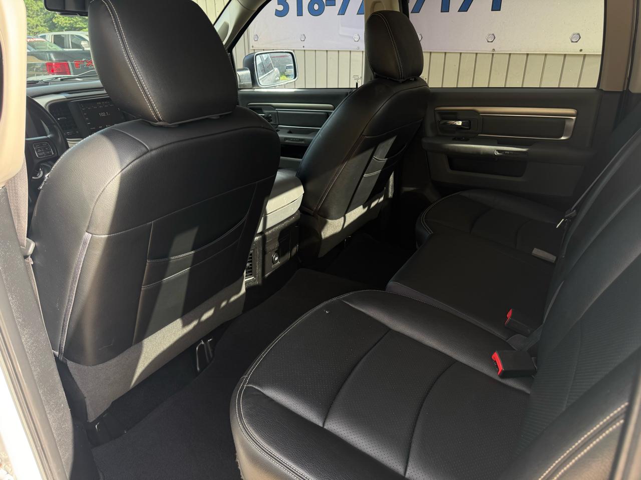 RAM 1500 SLT Crew Cab SWB 2WD 2015