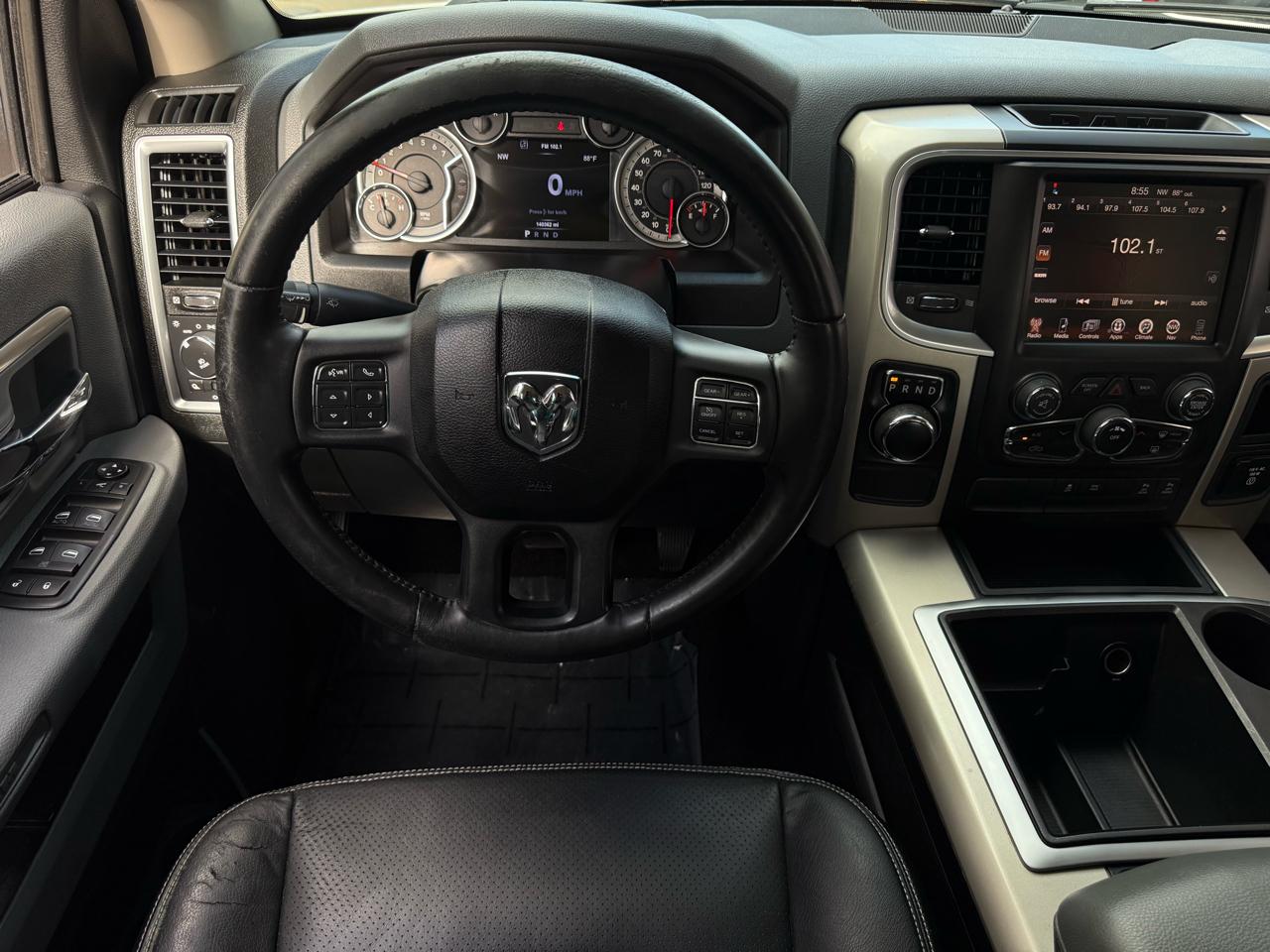 RAM 1500 SLT Crew Cab SWB 2WD 2015