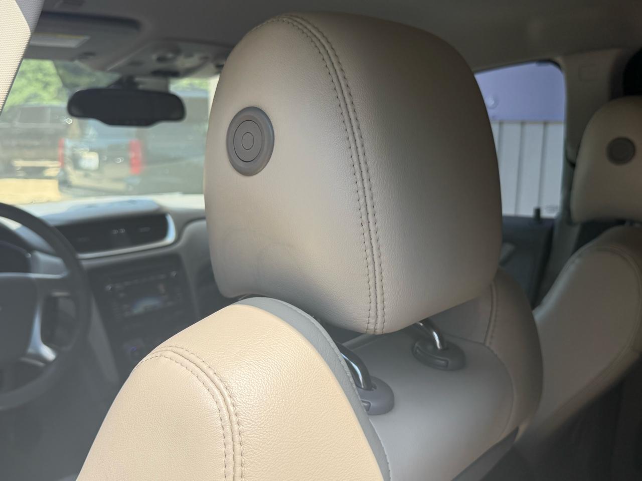 Chevrolet Traverse FWD 4dr LTZ 2015