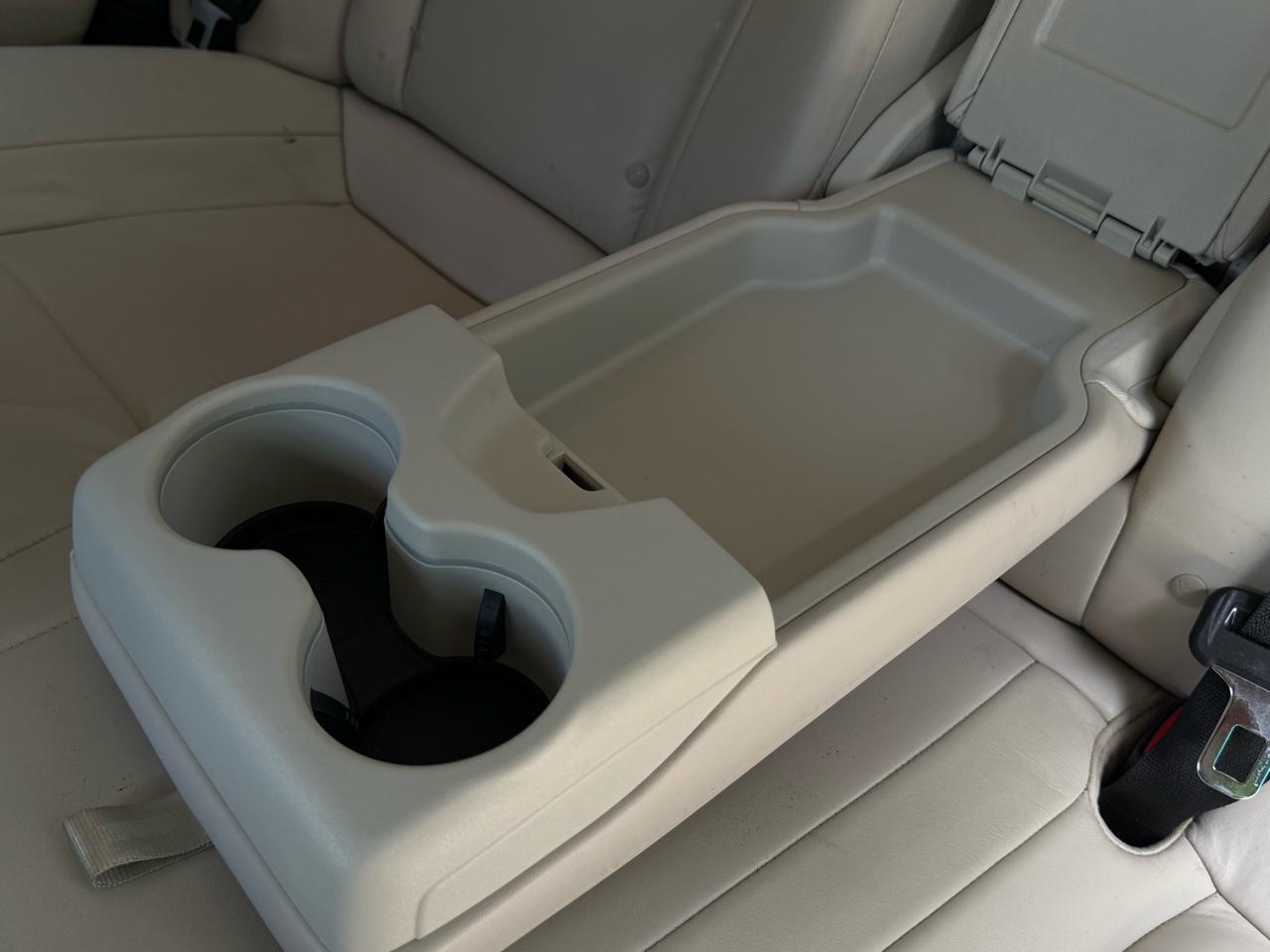 Chrysler 300 Limited RWD 2016
