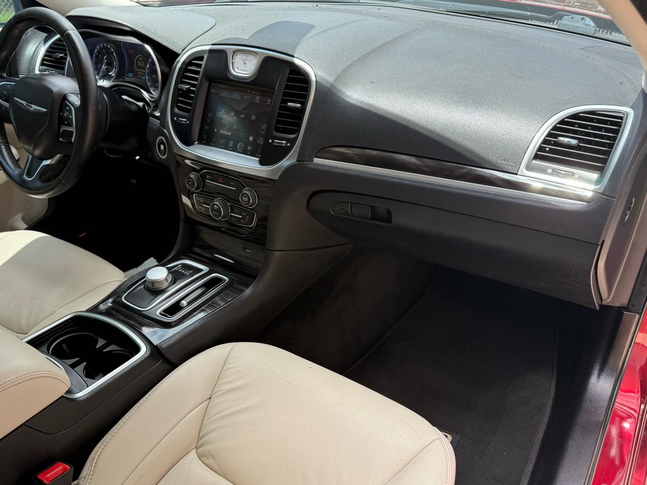 Chrysler 300 Limited RWD 2016