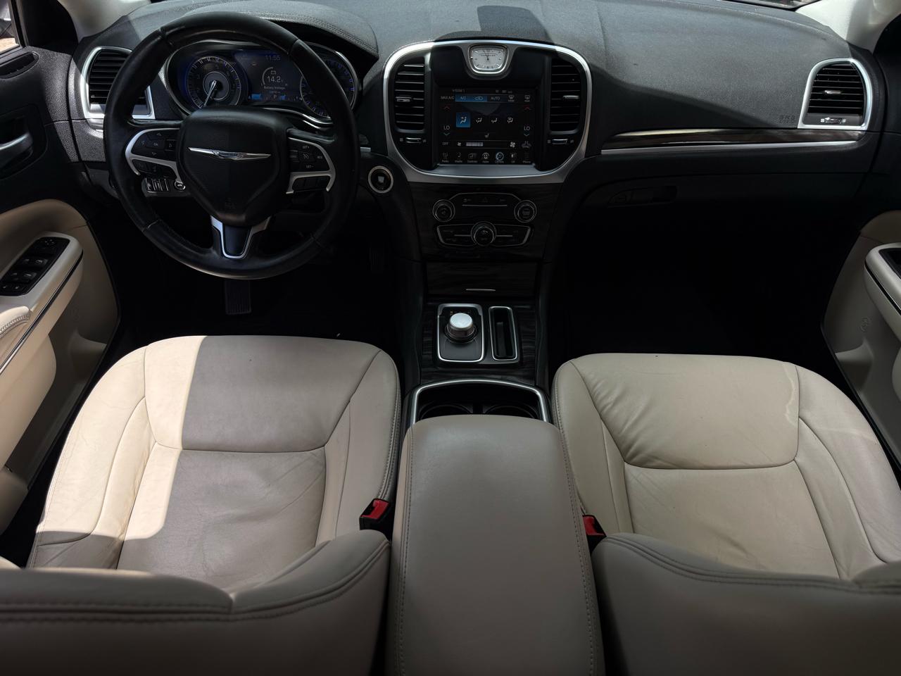Chrysler 300 Limited RWD 2016
