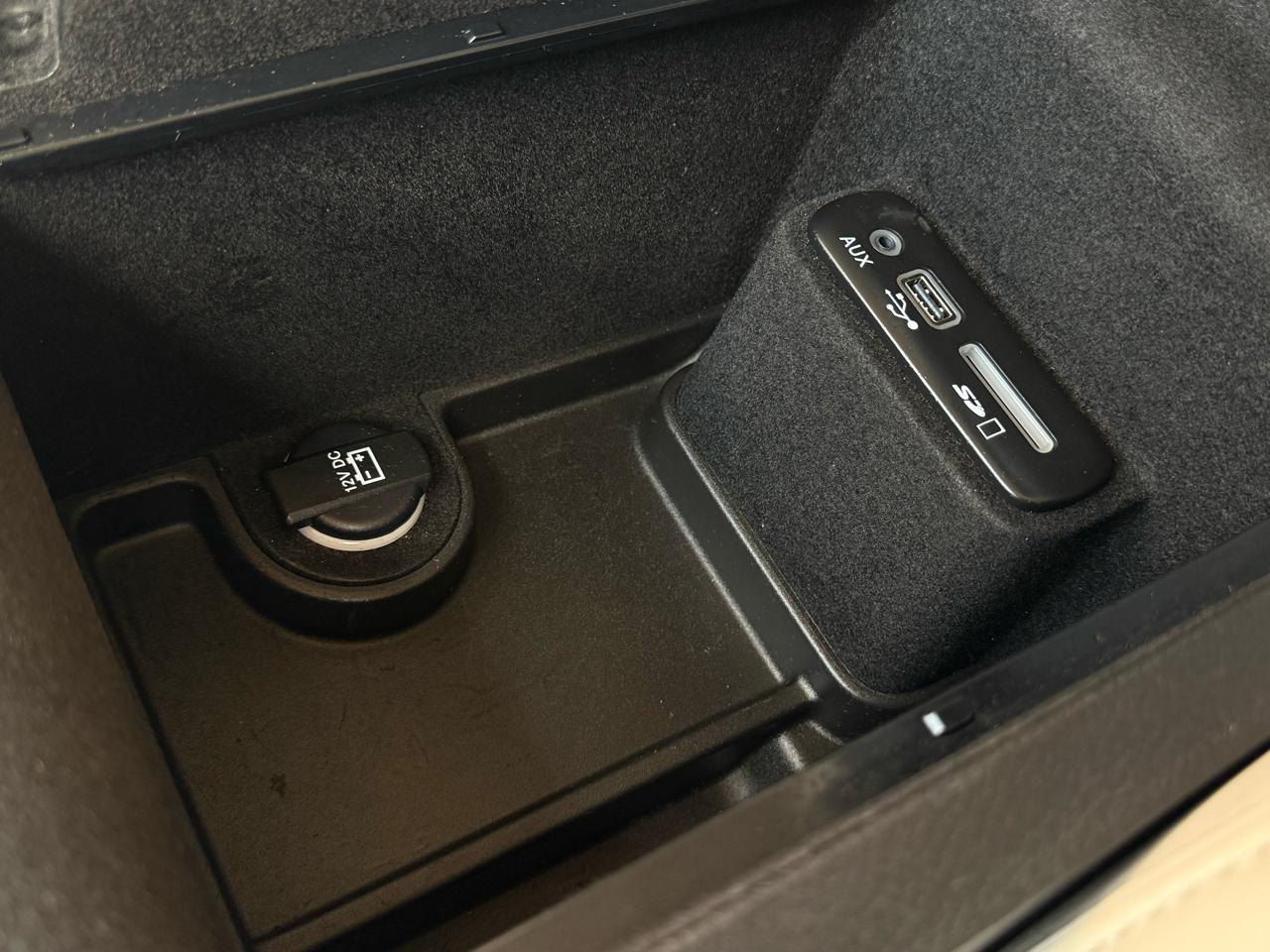 Chrysler 300 Limited RWD 2016