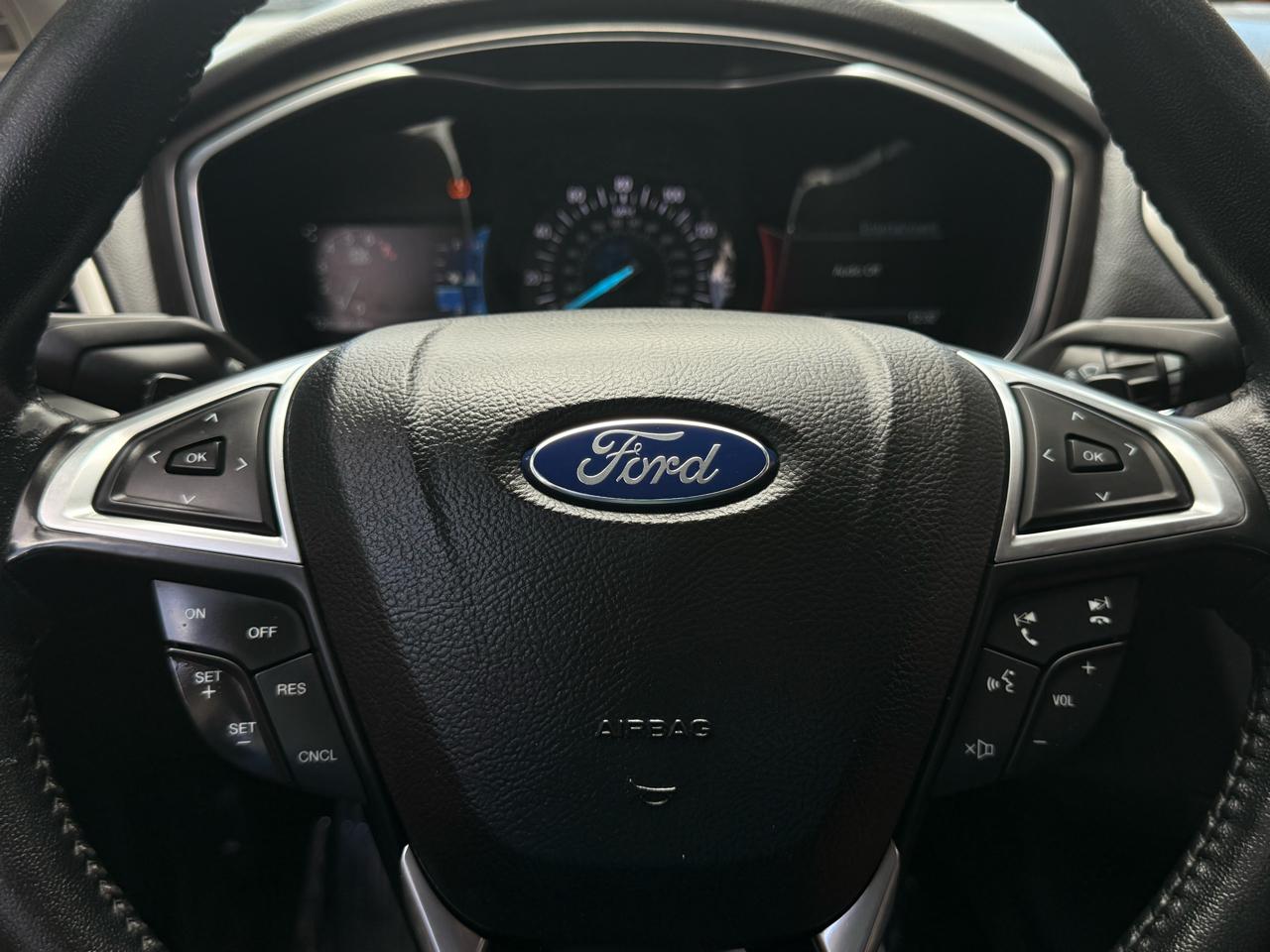 Ford Fusion SE 2017