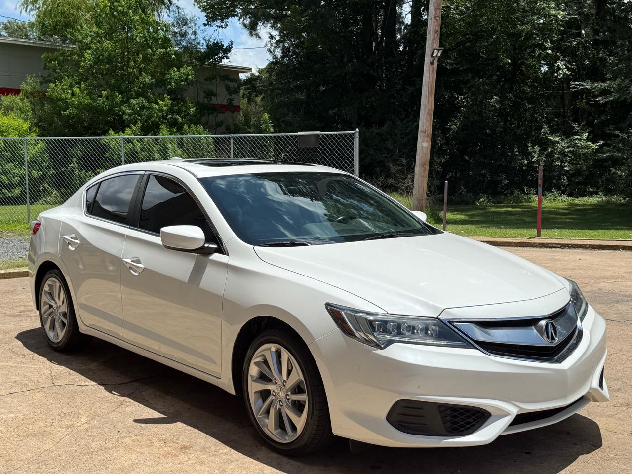 Acura ILX 8-Spd AT w/ AcuraWatch Plus Package 2017