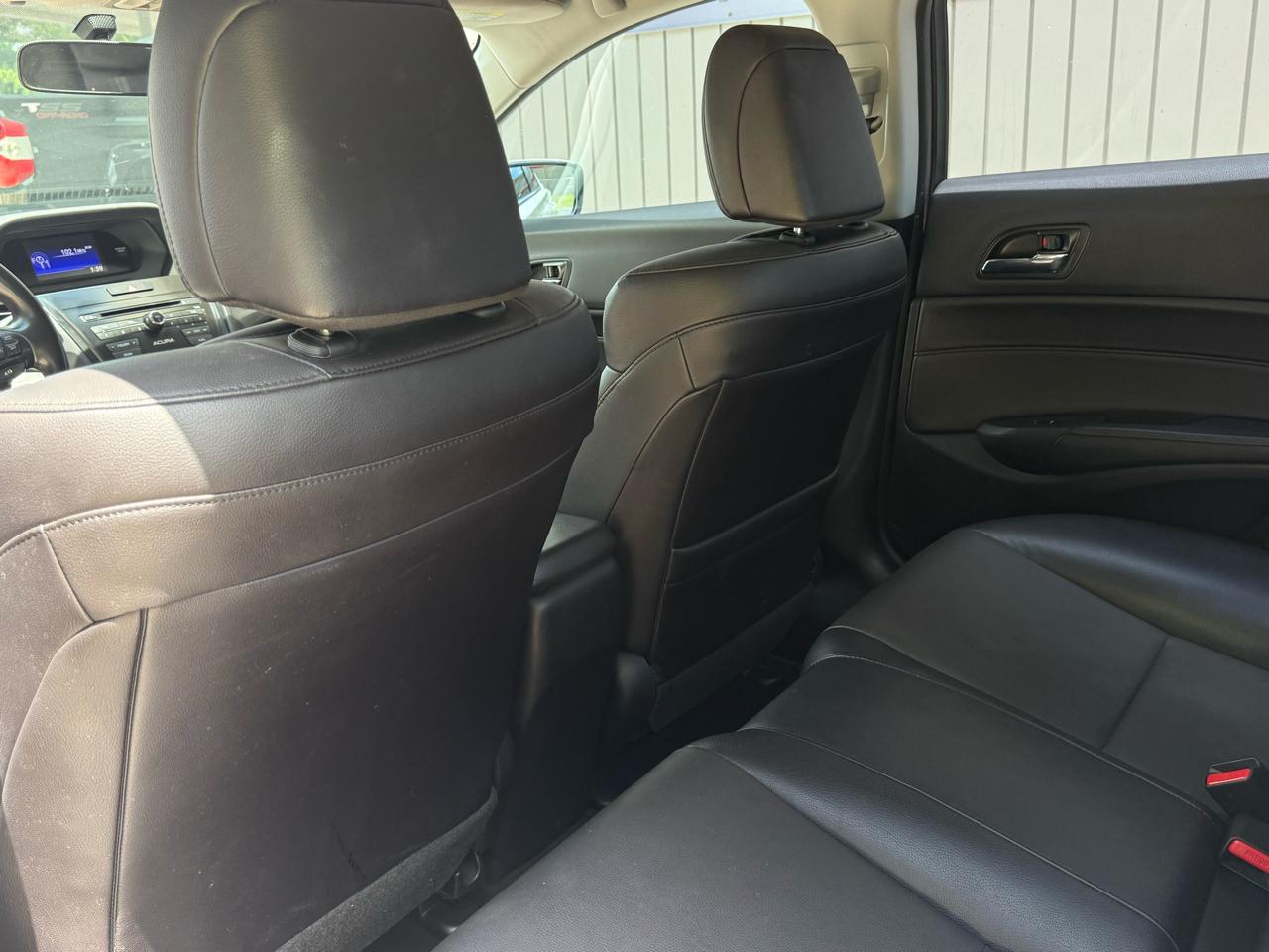 Acura ILX 8-Spd AT w/ AcuraWatch Plus Package 2017