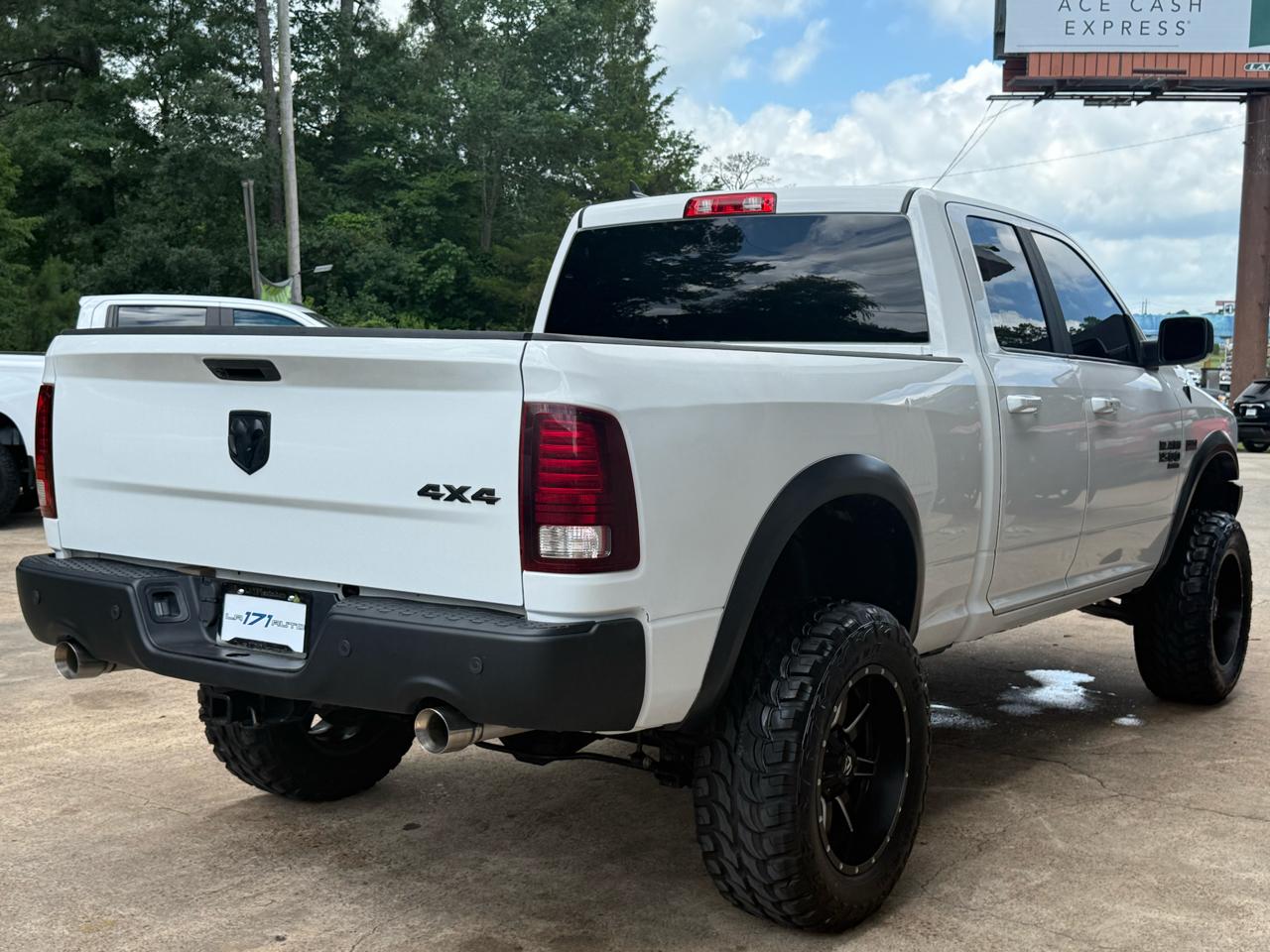 RAM 1500 Classic Tradesman Quad Cab 4WD 2021