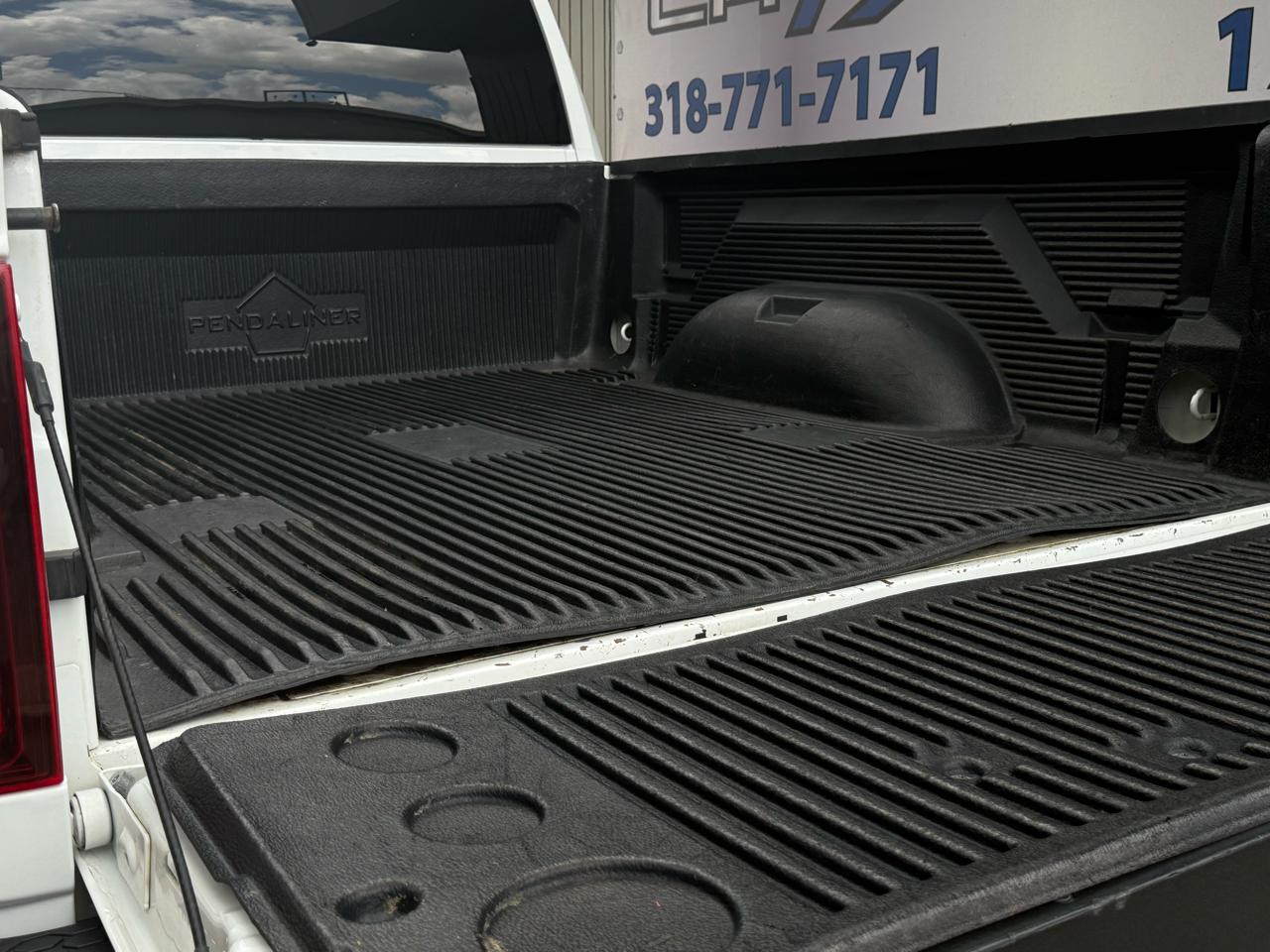RAM 1500 Classic Tradesman Quad Cab 4WD 2021