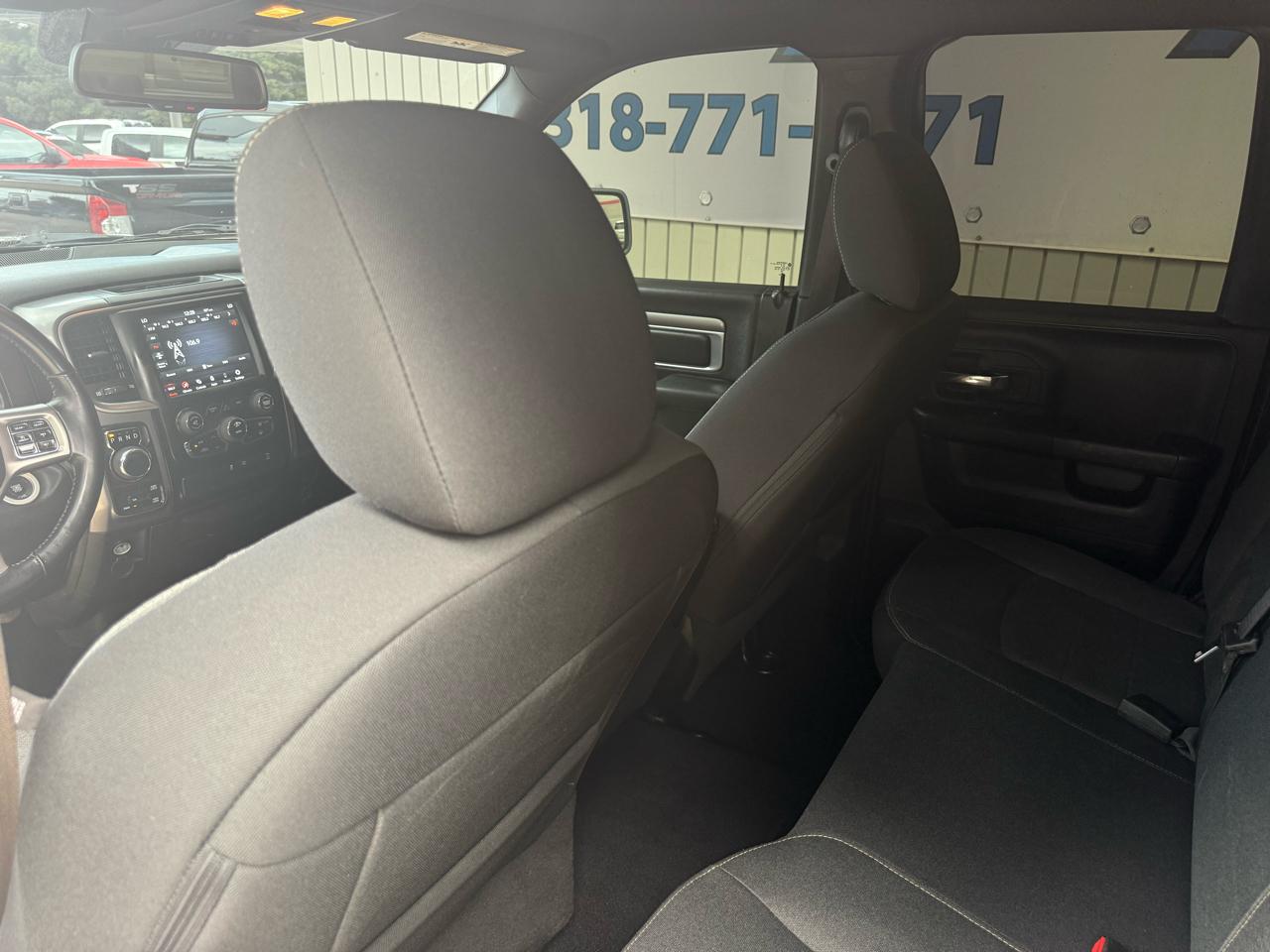 RAM 1500 Classic Tradesman Quad Cab 4WD 2021