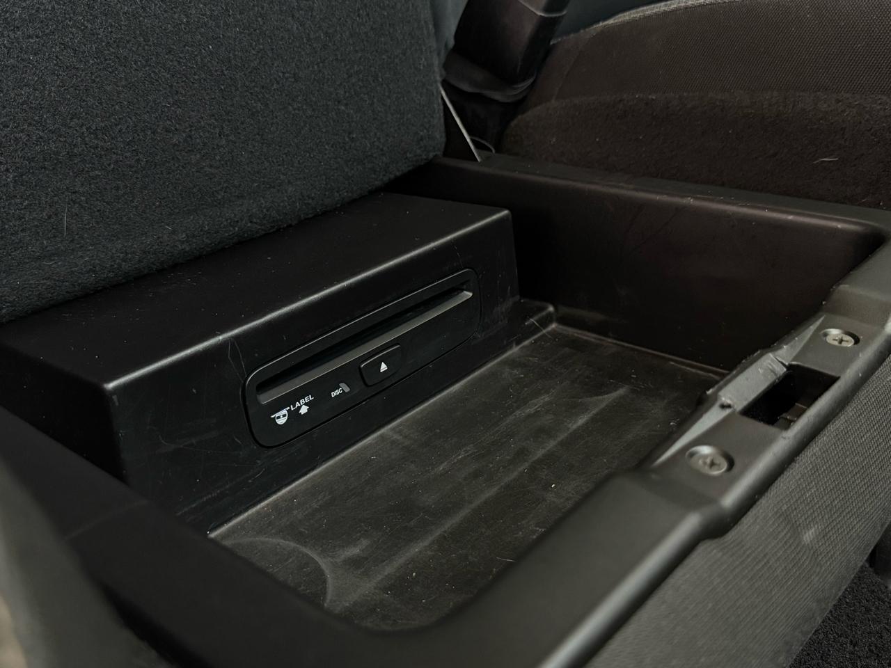 RAM 1500 Classic Tradesman Quad Cab 4WD 2021
