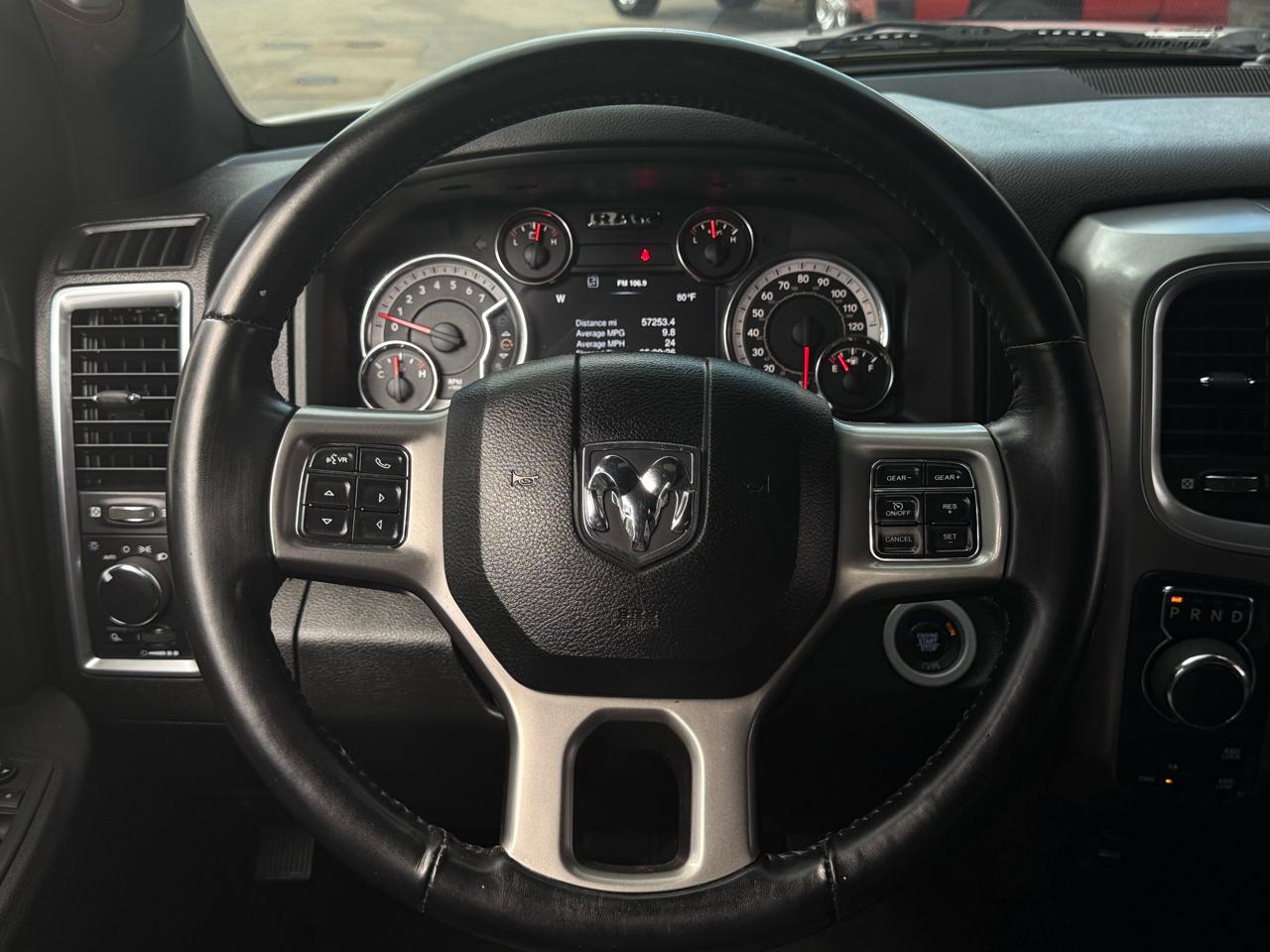 RAM 1500 Classic Tradesman Quad Cab 4WD 2021