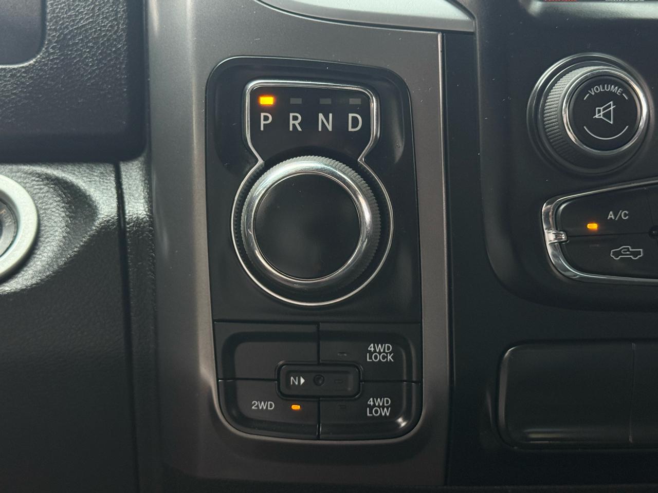 RAM 1500 Classic Tradesman Quad Cab 4WD 2021