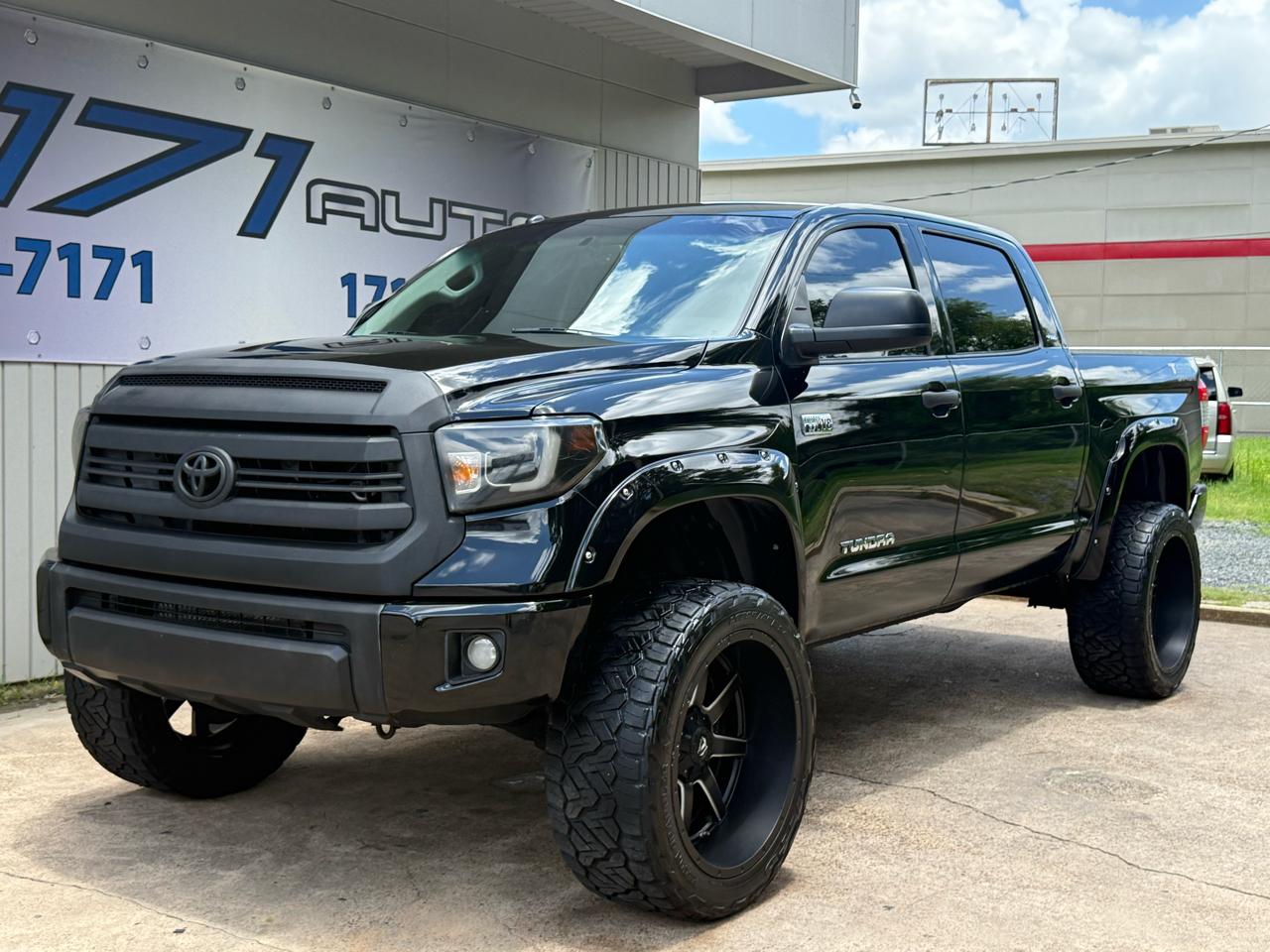 Toyota Tundra SR5 5.7L V8 FFV CrewMax 2WD 2016