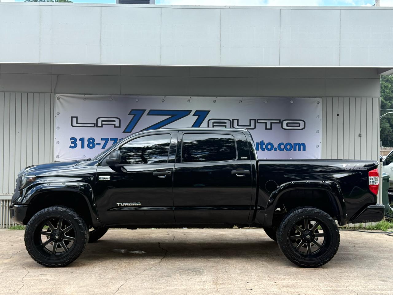 Toyota Tundra SR5 5.7L V8 FFV CrewMax 2WD 2016