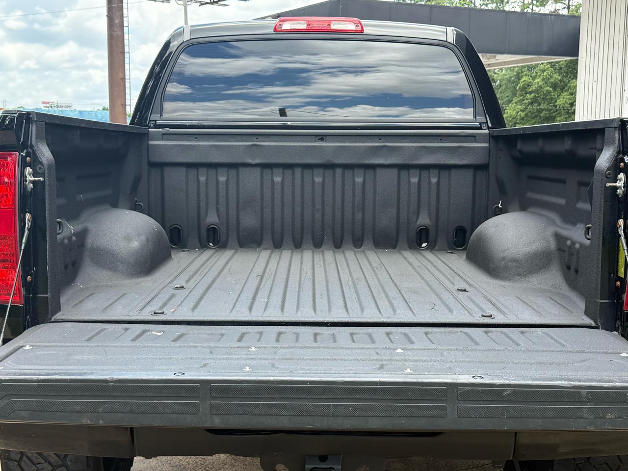 Toyota Tundra SR5 5.7L V8 FFV CrewMax 2WD 2016