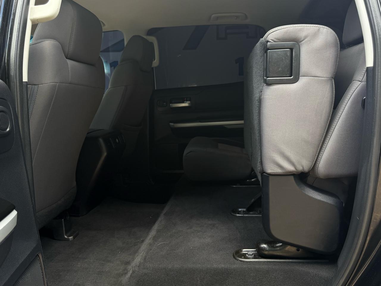 Toyota Tundra SR5 5.7L V8 FFV CrewMax 2WD 2016