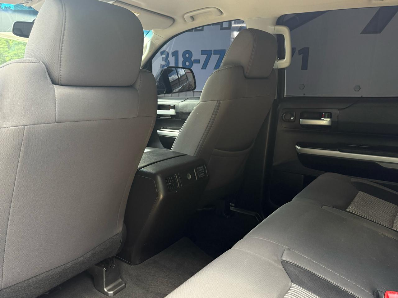Toyota Tundra SR5 5.7L V8 FFV CrewMax 2WD 2016