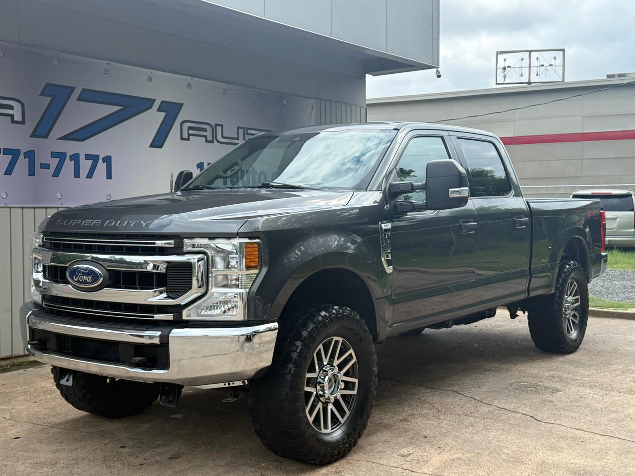 Ford F-250 SD XLT Crew Cab 4WD 2020