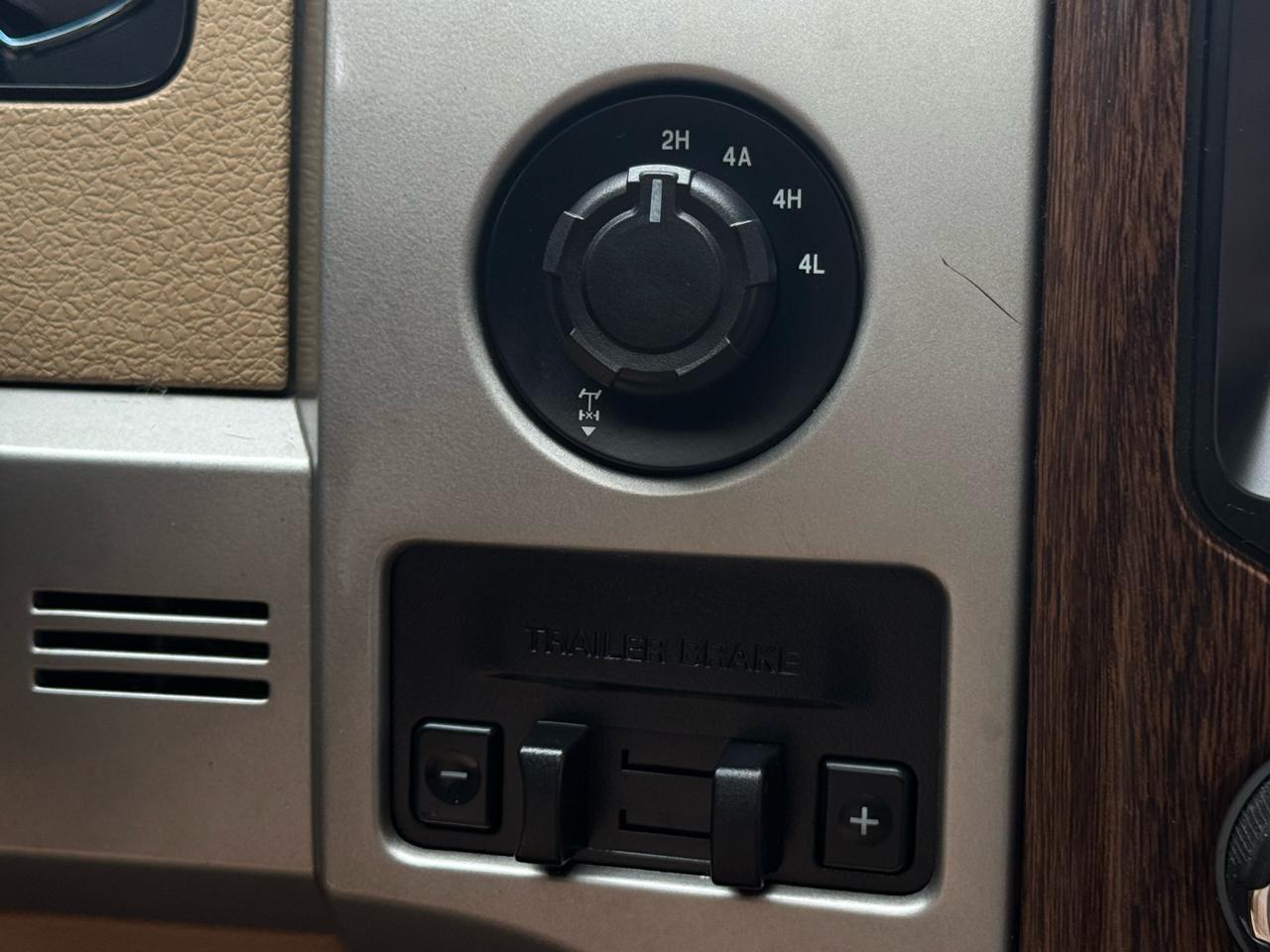 Ford F-150 Lariat SuperCrew 6.5-ft. Bed 4WD 2014