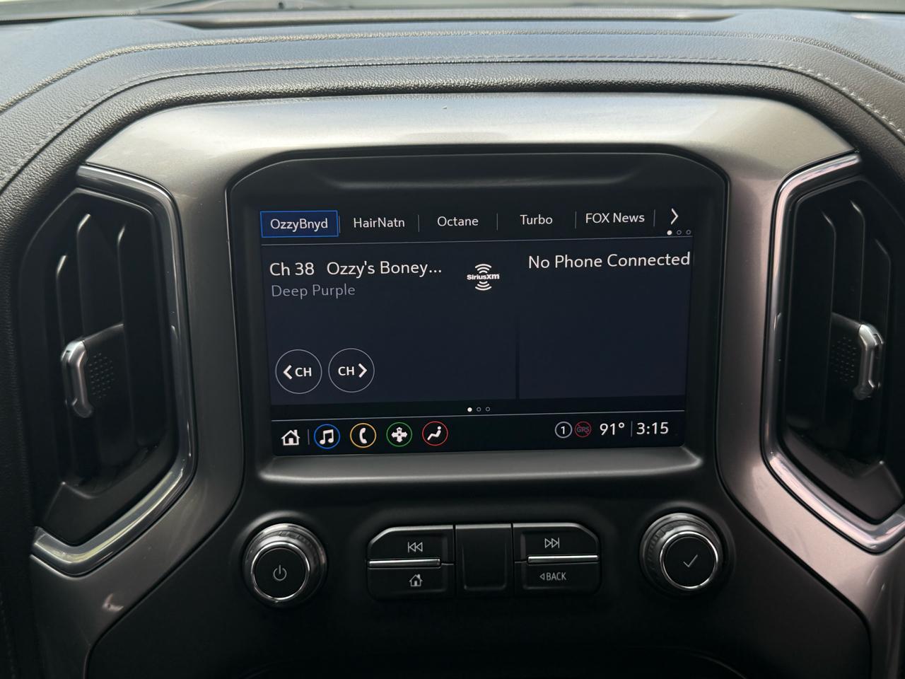 Chevrolet Silverado 1500 RST Crew Cab 2WD 2021