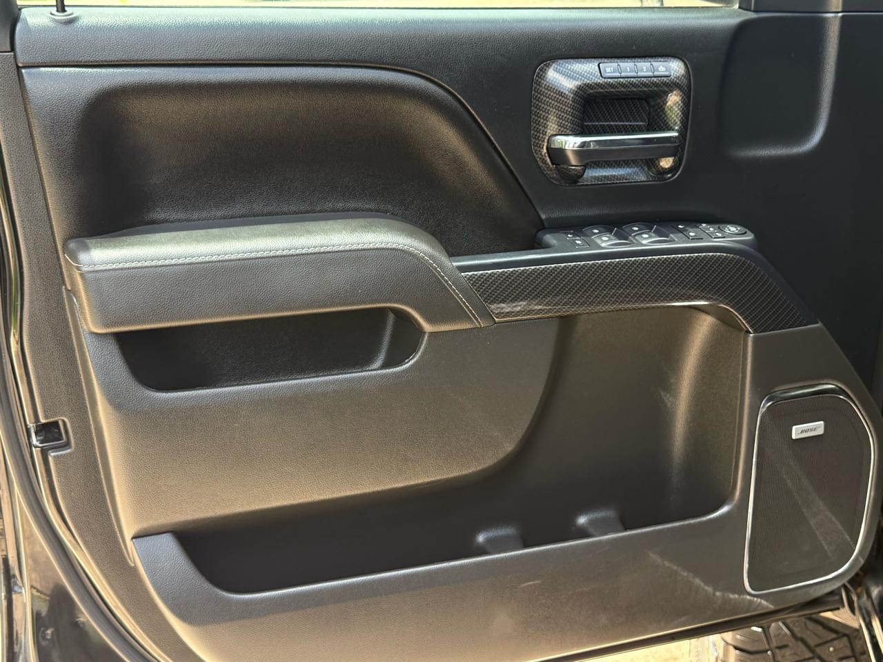 GMC Sierra 1500 4WD Crew Cab 143.5" SLT 2015