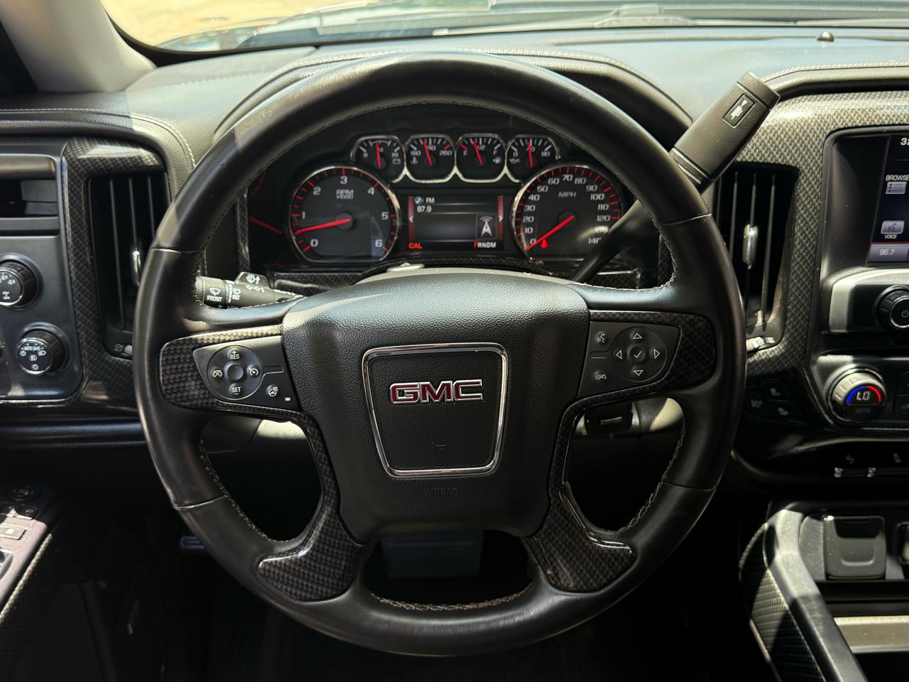 GMC Sierra 1500 4WD Crew Cab 143.5" SLT 2015