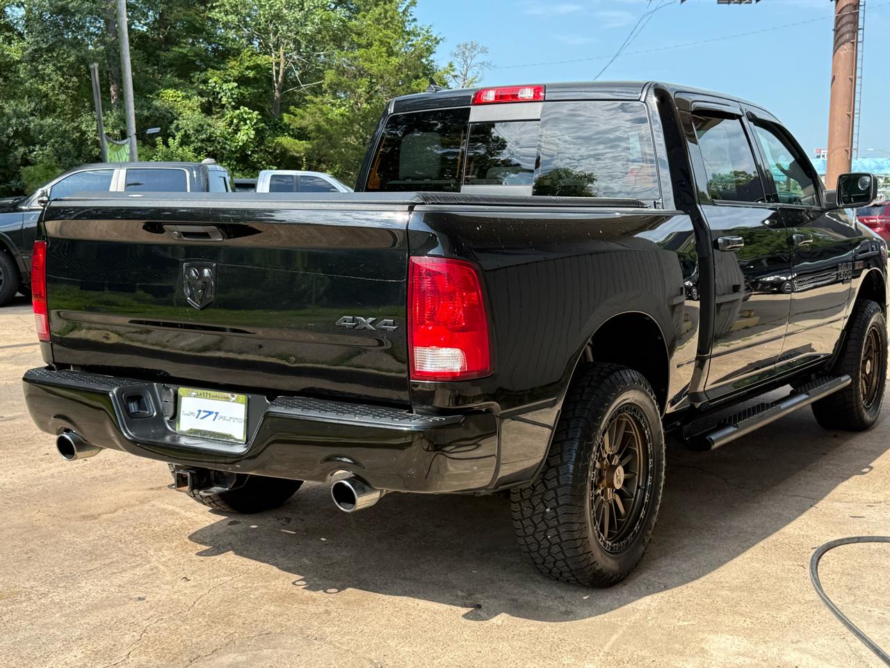 RAM 1500 Classic SLT 4x4 Crew Cab 5'7" Box 2019