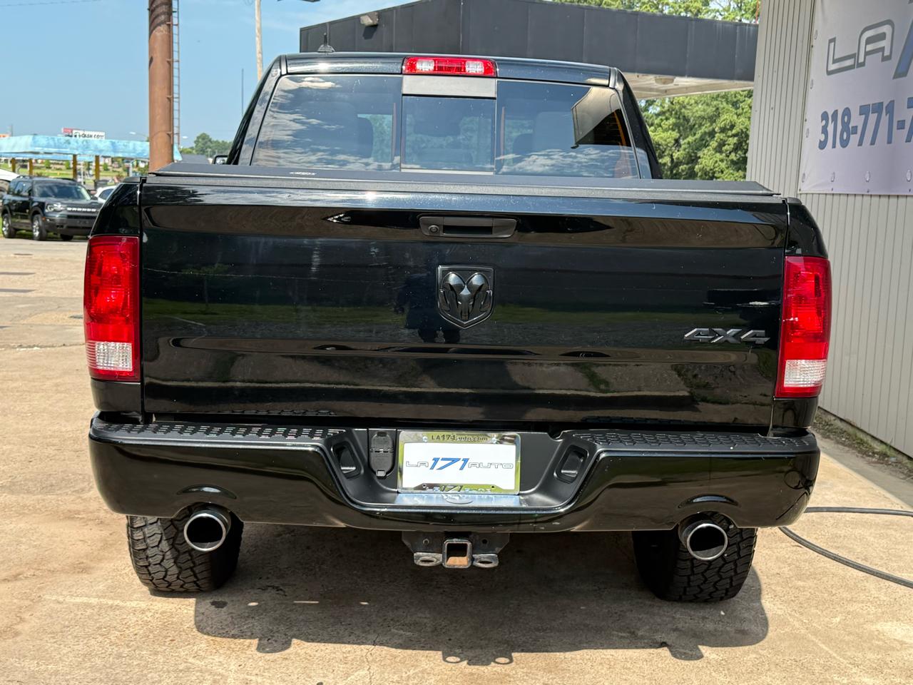 RAM 1500 Classic SLT 4x4 Crew Cab 5'7" Box 2019