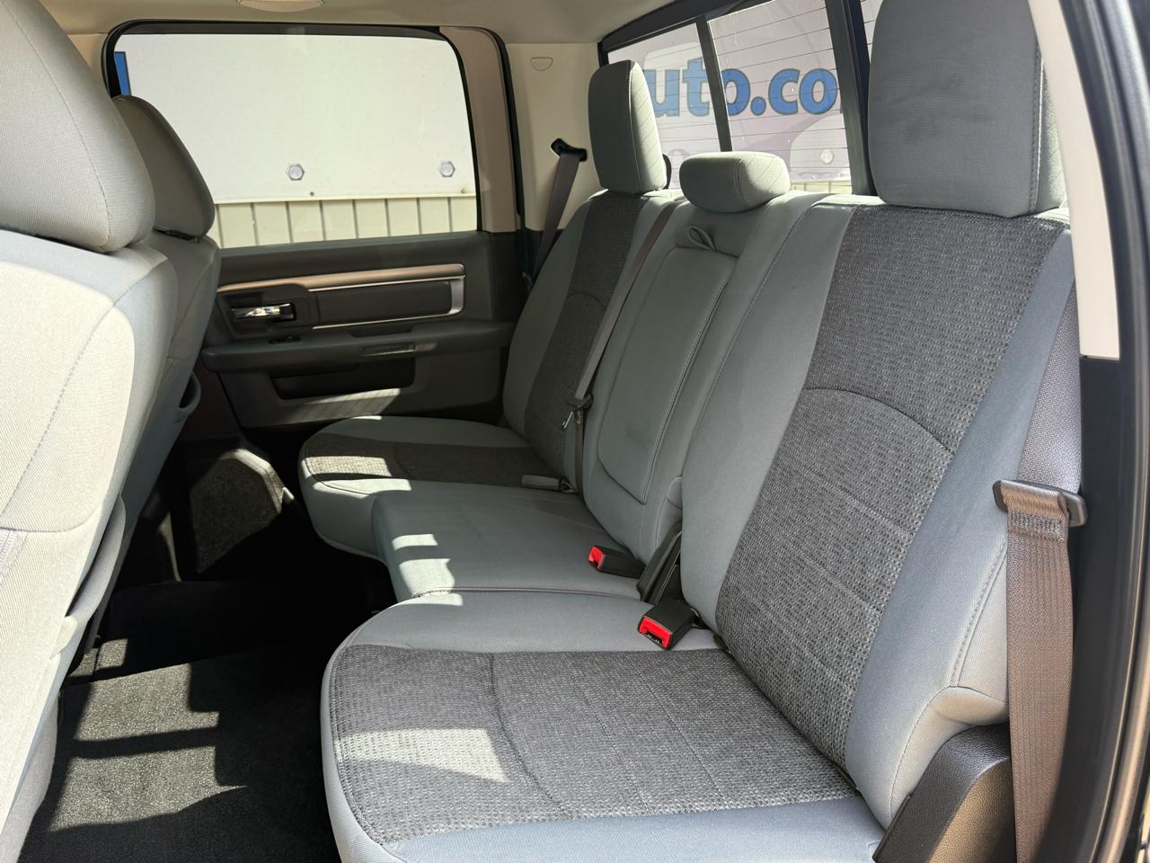 RAM 1500 Classic SLT 4x4 Crew Cab 5'7" Box 2019