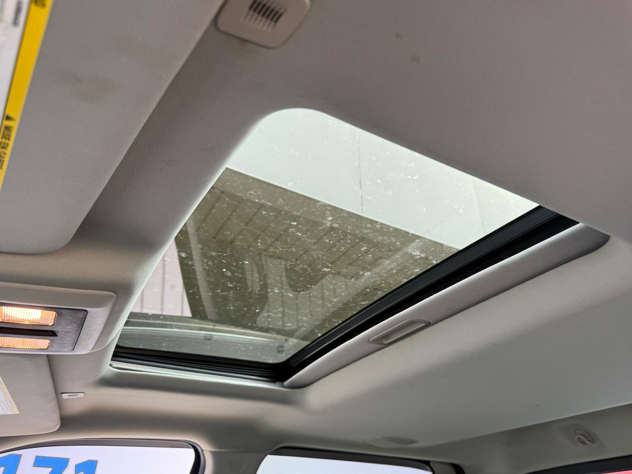 RAM 1500 Classic SLT 4x4 Crew Cab 5'7" Box 2019