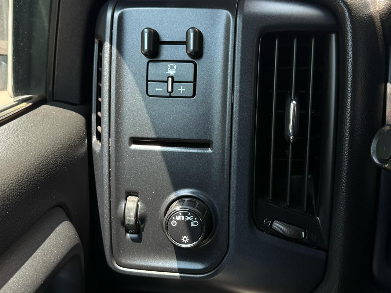 Chevrolet Silverado 2500HD 2WD Double Cab 144.2" Work Truck 2015