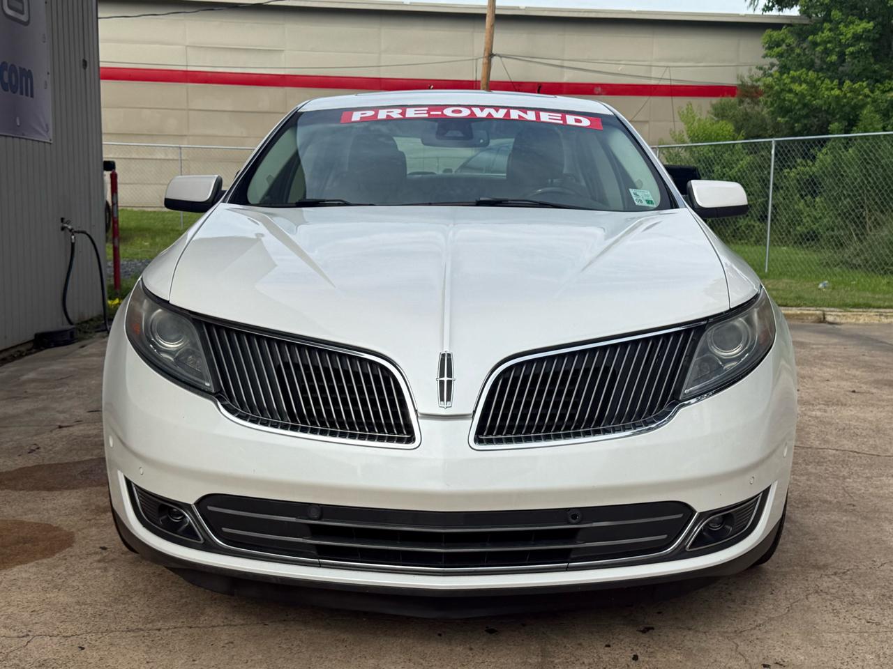 Lincoln MKS 4dr Sdn 3.7L FWD 2013
