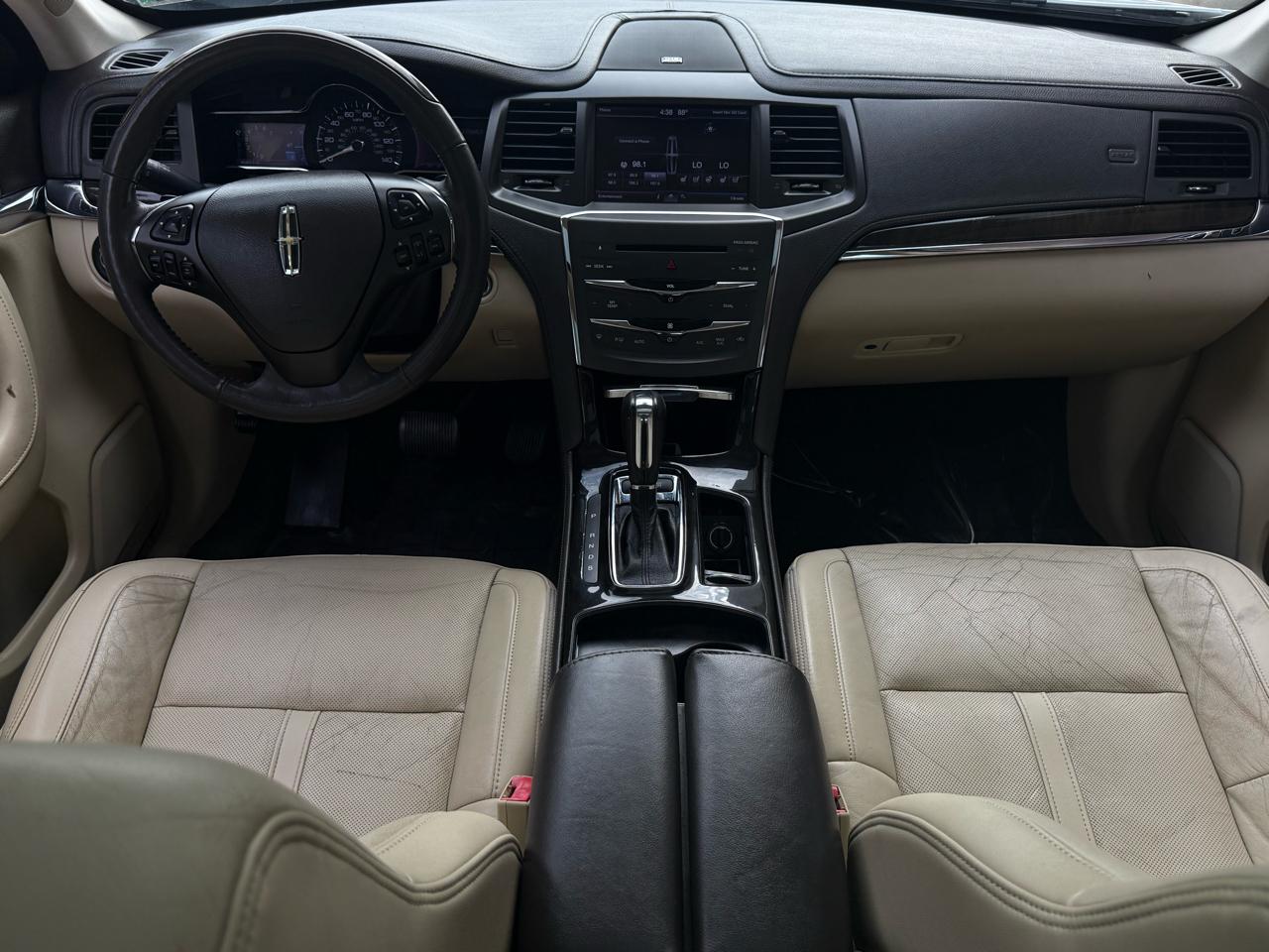 Lincoln MKS 4dr Sdn 3.7L FWD 2013