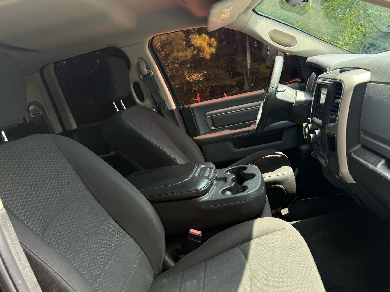 RAM 1500 Classic Warlock 4x4 Quad Cab 6'4" Box 2020